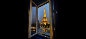 Eiffel Tower romantic view